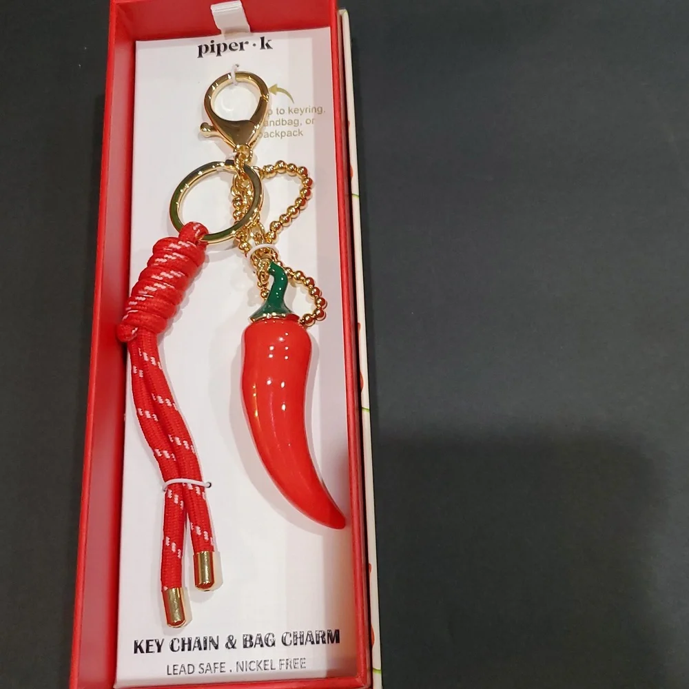 Red hot chili pepper gold plated key chain and bag charm new‎